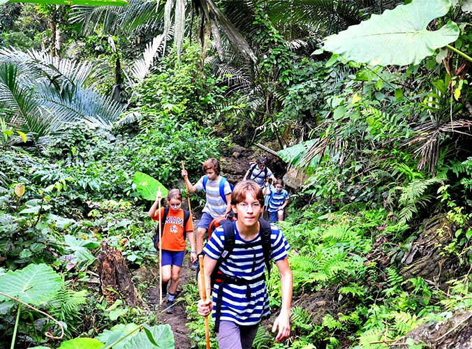 3-day small group tour, trekking in Ba Be