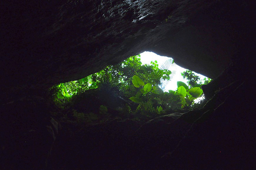The entrance to Lo Mo cave viewed from the inside
