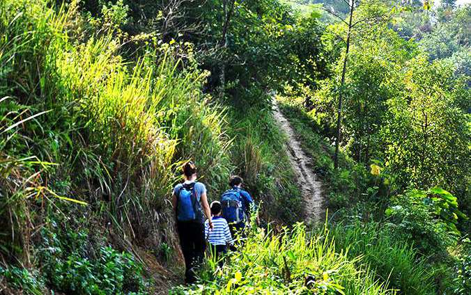 Trekking in The Natural World of Ba Be, trekking on the trails of Ba Be