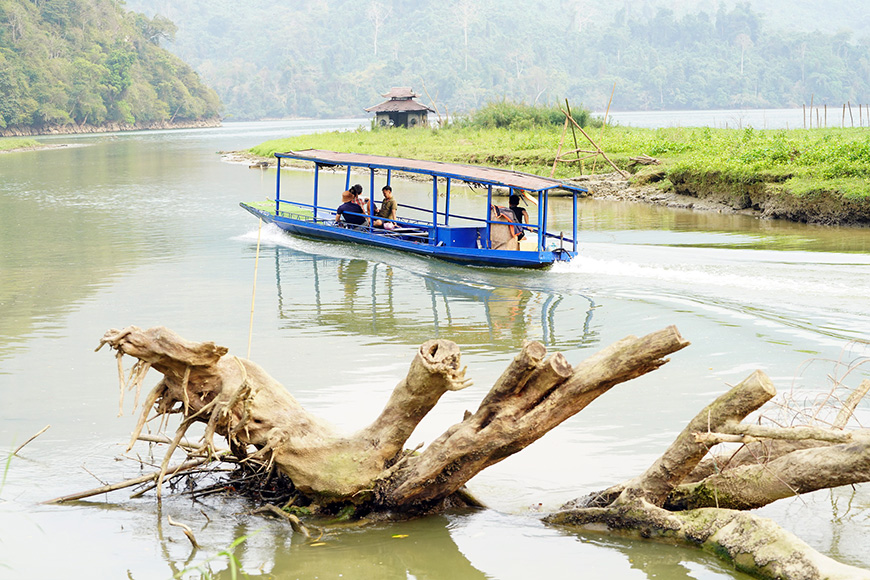 Le lac Ba Be, un joyau naturel du Nord Vietnam