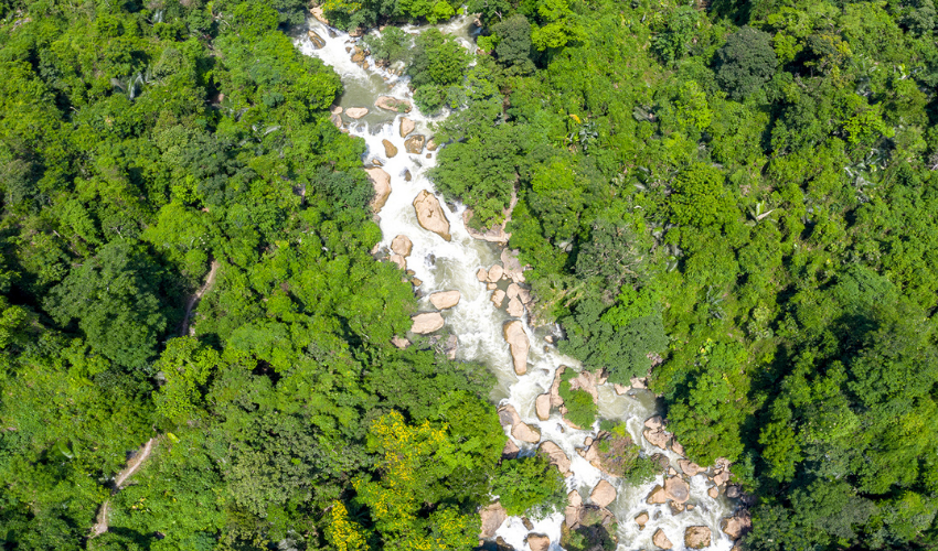 dau-dang-waterfall-babe-national-park